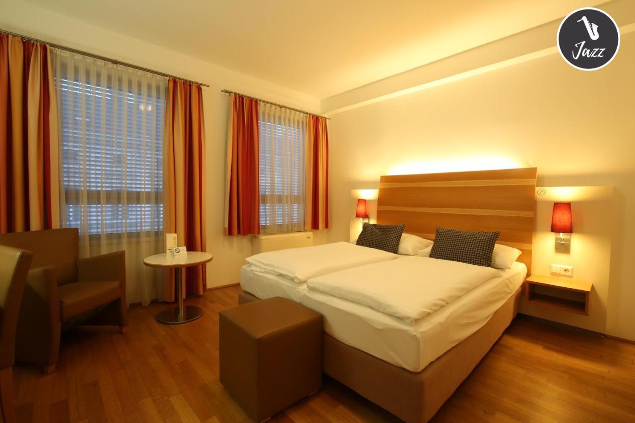 Arte Hotel Wien Stadthalle Exterior foto